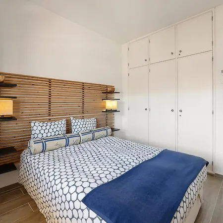 Superb Wow View - 200 Mts - Center 10 Min W. Apartment